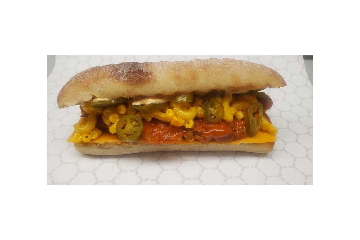 Spicy Southwest Chicken and Mac Sandwich