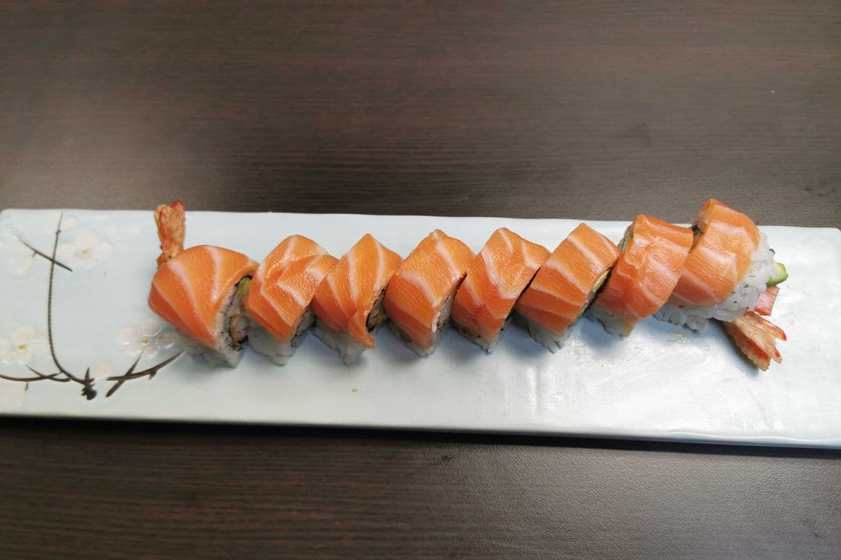 Salmon Dragon Roll