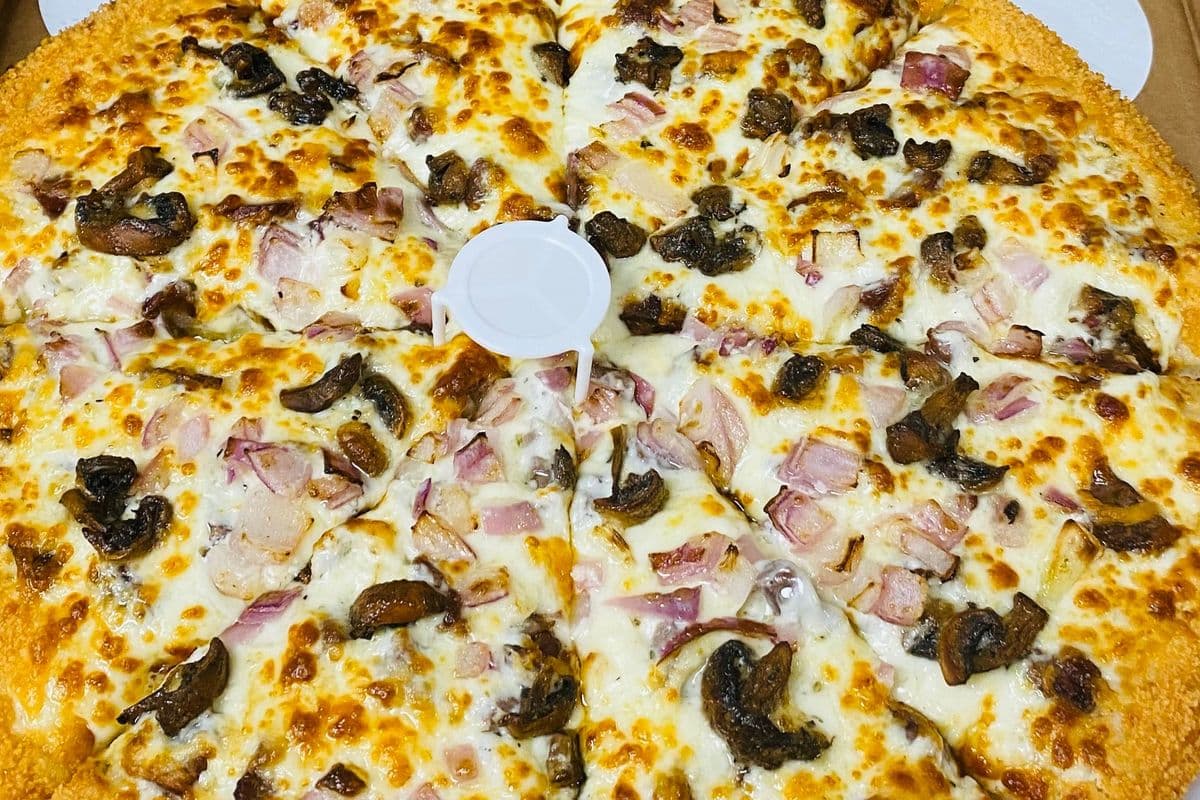 #31 - 8" Aioli Steak Pizza (8" Personal size)