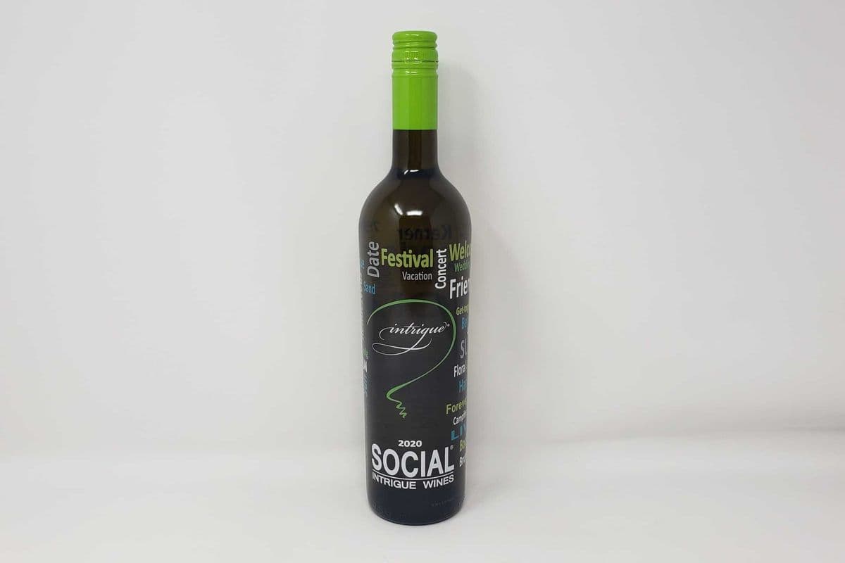 Intrigue Social White (1 x 750ml)