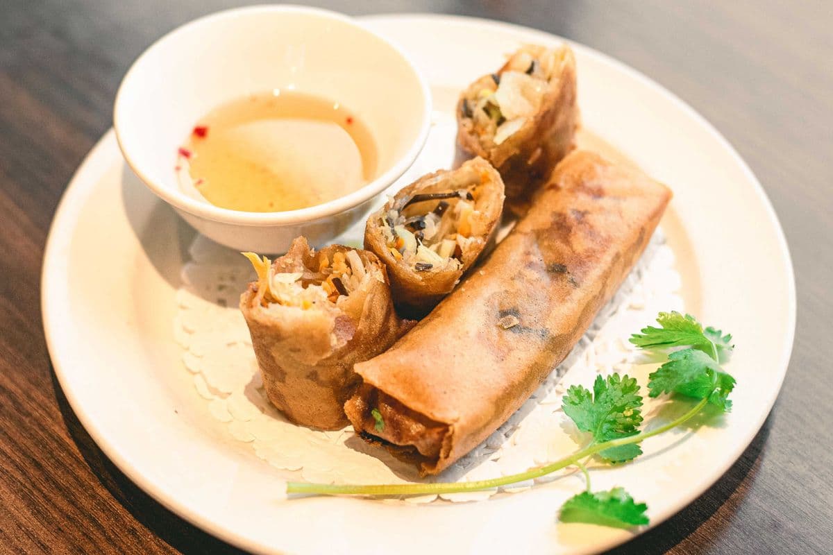 Vegetable Spring Rolls ( 2 Rolls )
