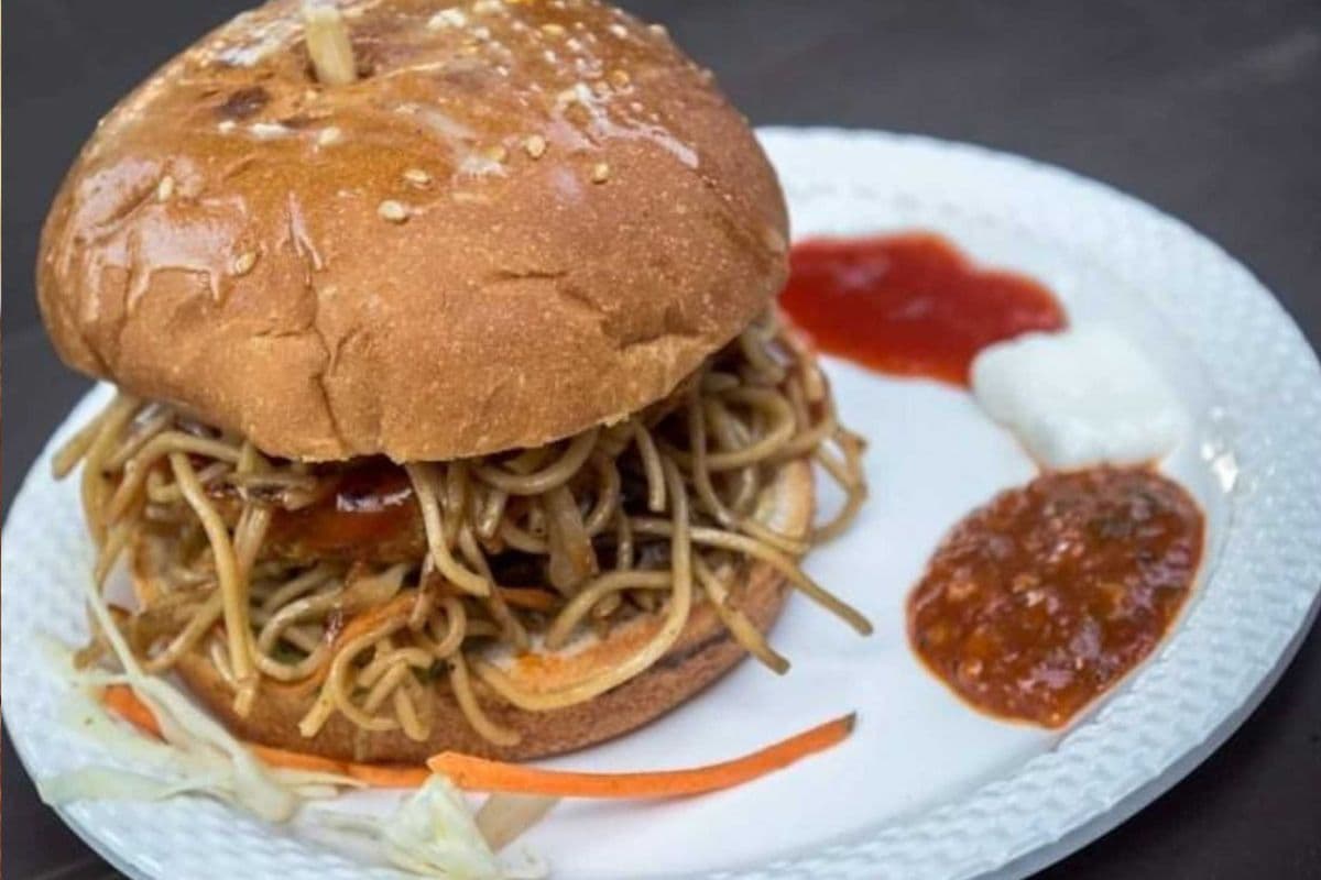 Aloo Tikki Noodle Burger with Paneer