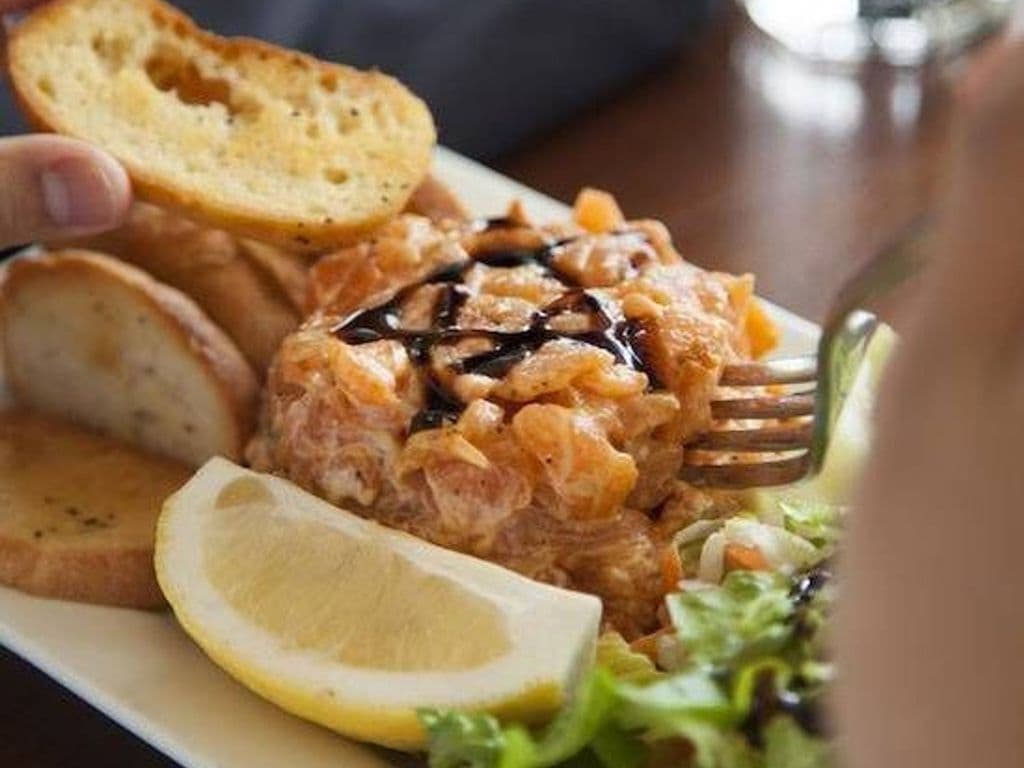 Tartare de saumon 6 oz / Salmon Tartare 6 oz