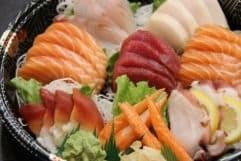 T8. Sashimi Party Tray (50 pcs)