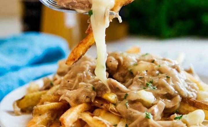 Grilled Chicken Poutine