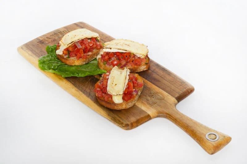 Bruschetta classique / Classic Bruschetta
