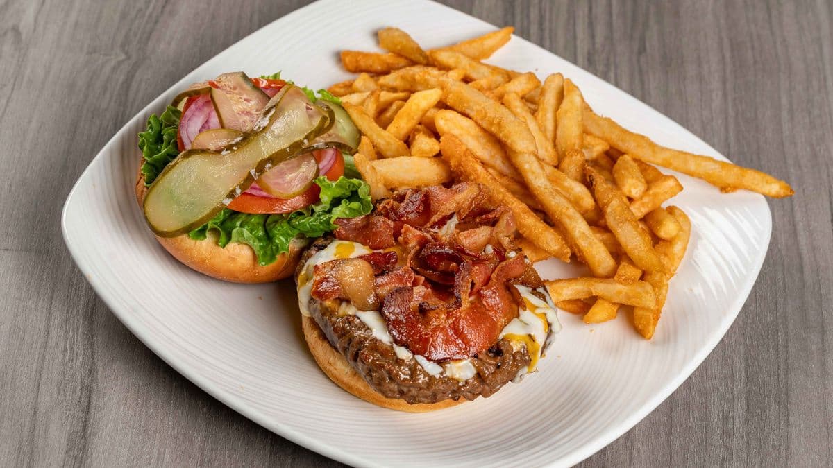Prime Rib Burger Deluxe (8 oz)