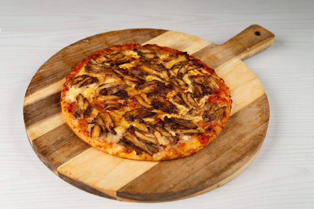 Chicken Shawarma Thin Crust Pizza