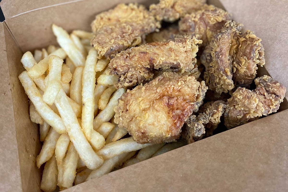 Fried Chicken (L+French Fries)