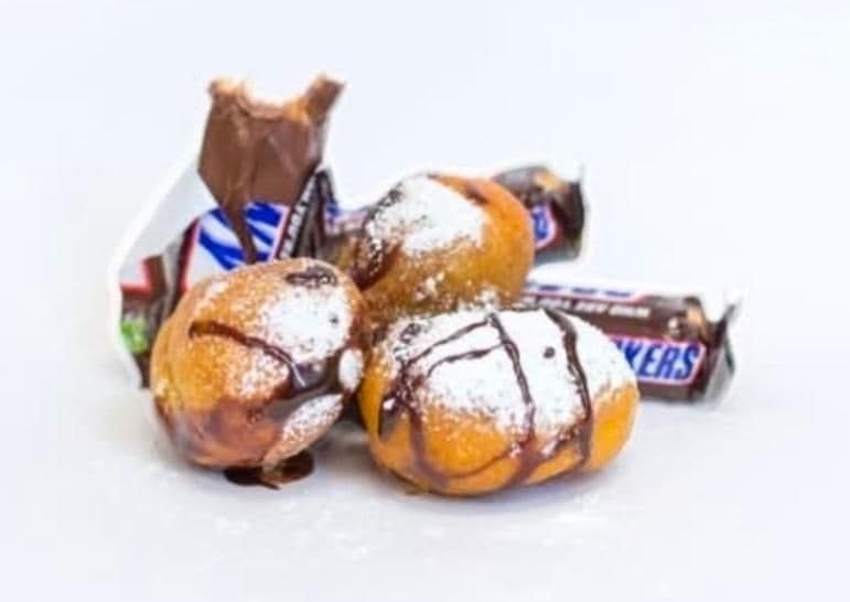 Deep-Fried Snickers (3 Pieces)