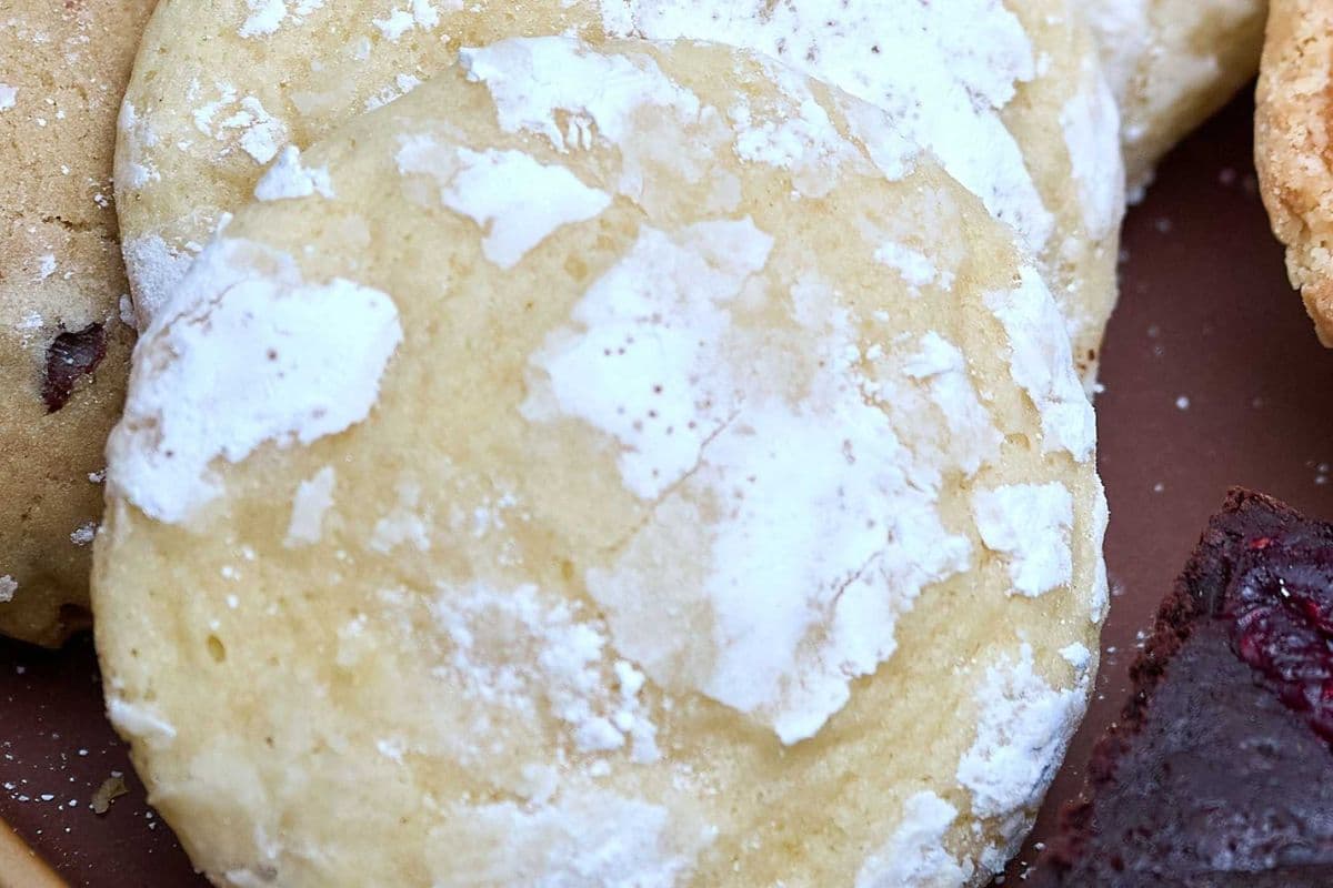 Lemon Crinkle Cookie