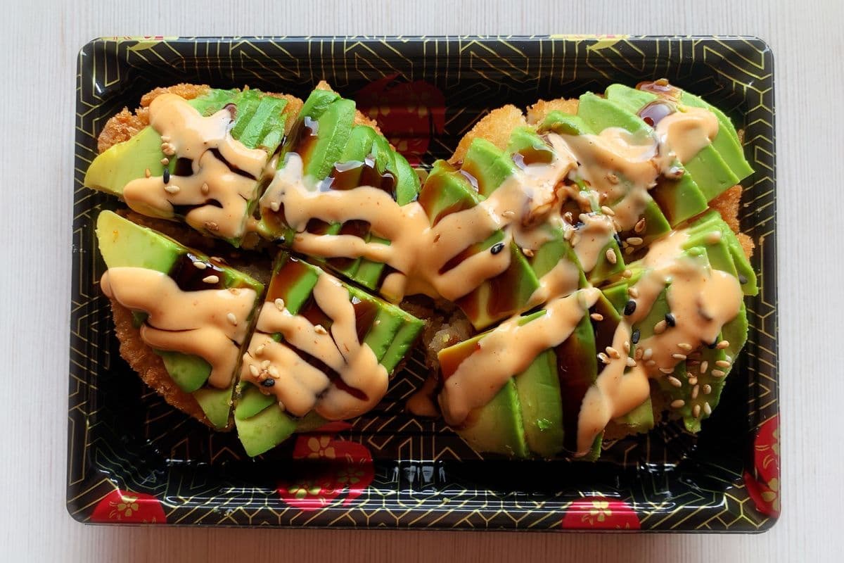 113. Avocado Pizza (2pcs)