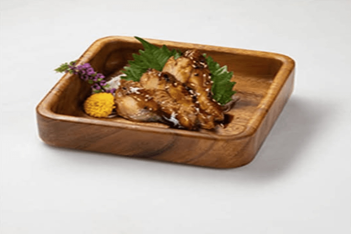 207. BBQ Eel Sashimi (Unagi) (3 pcs)