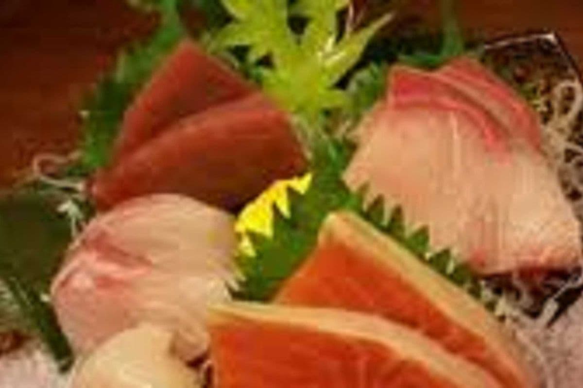 Rainbow Sashimi (8 pcs)