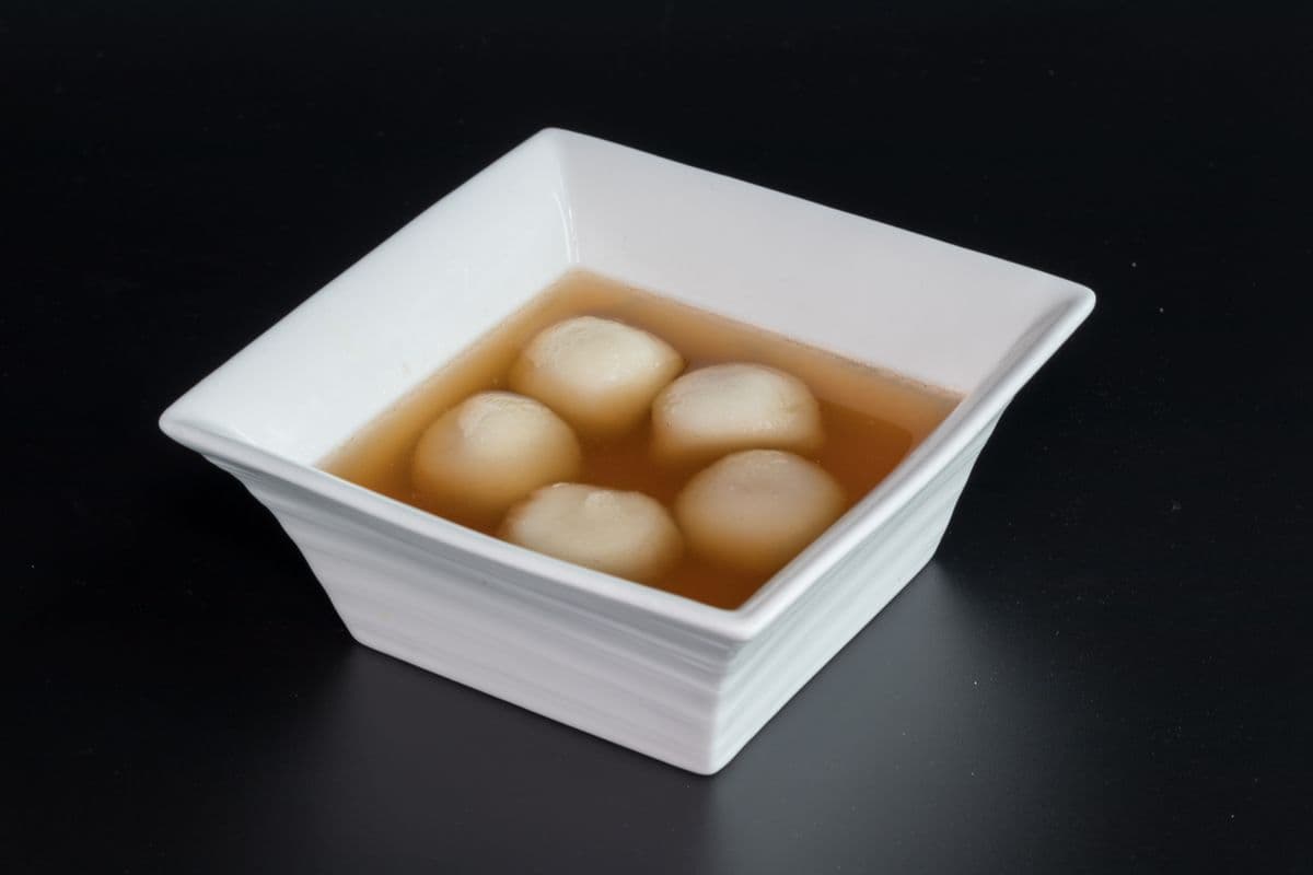 DU1. Black Sesame Sweet Dumpling 黑芝麻湯圓