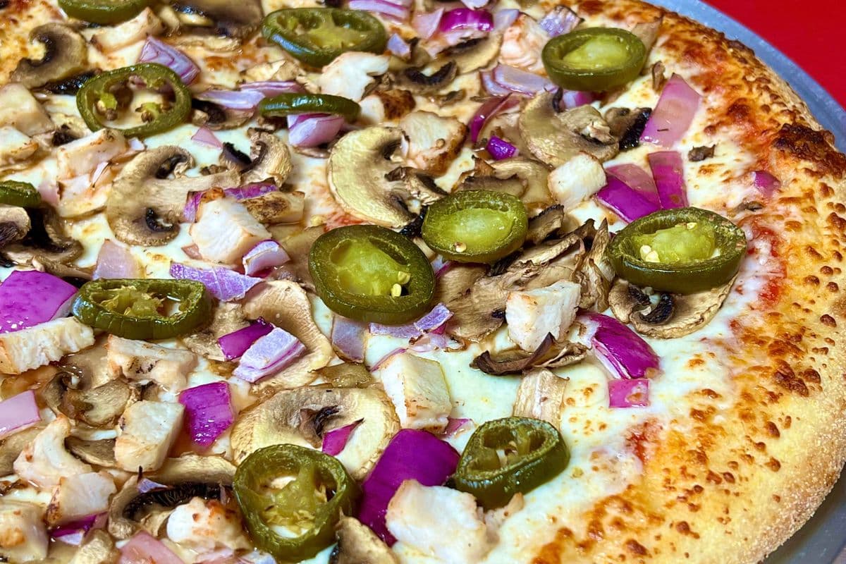 16" X-Large Chicken Supreme Pizza