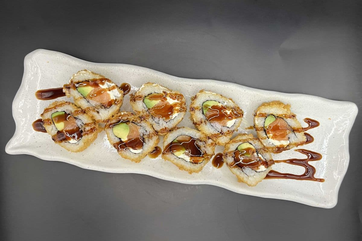 Creamy Crunchy Salmon Roll