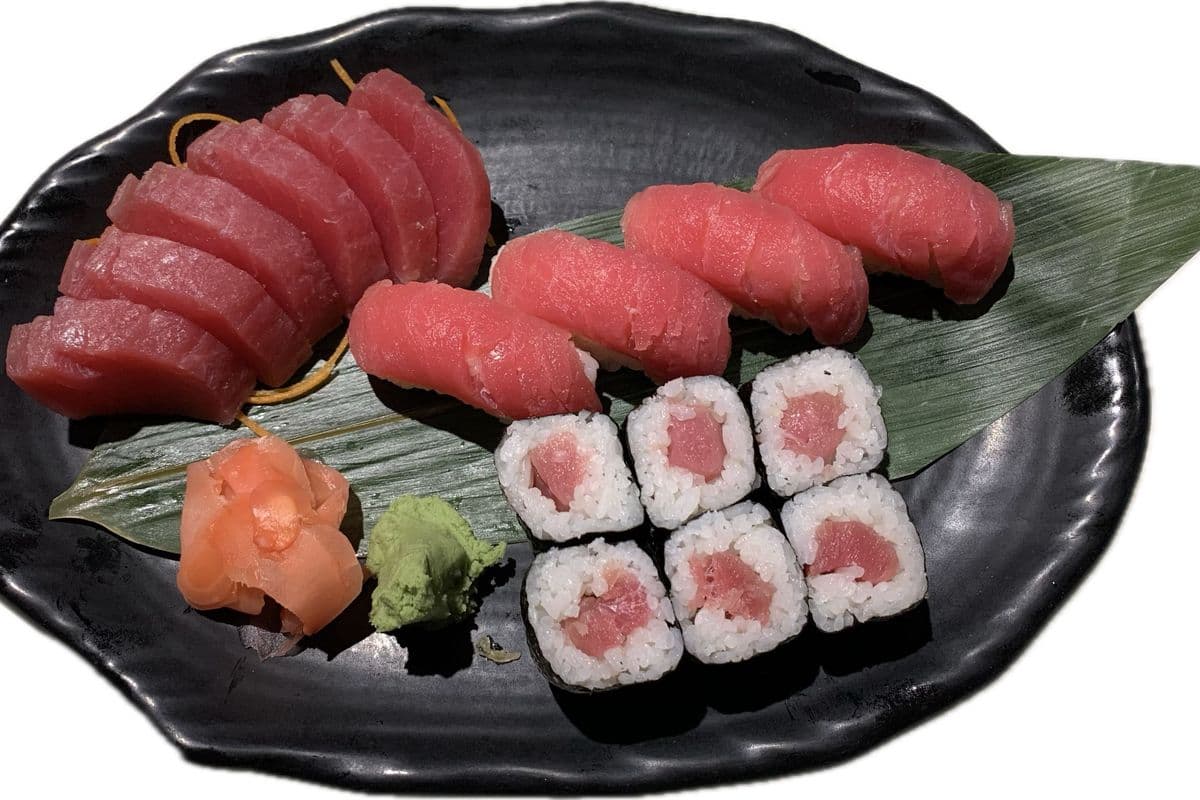49. Tuna Lover Combo (16 pcs)