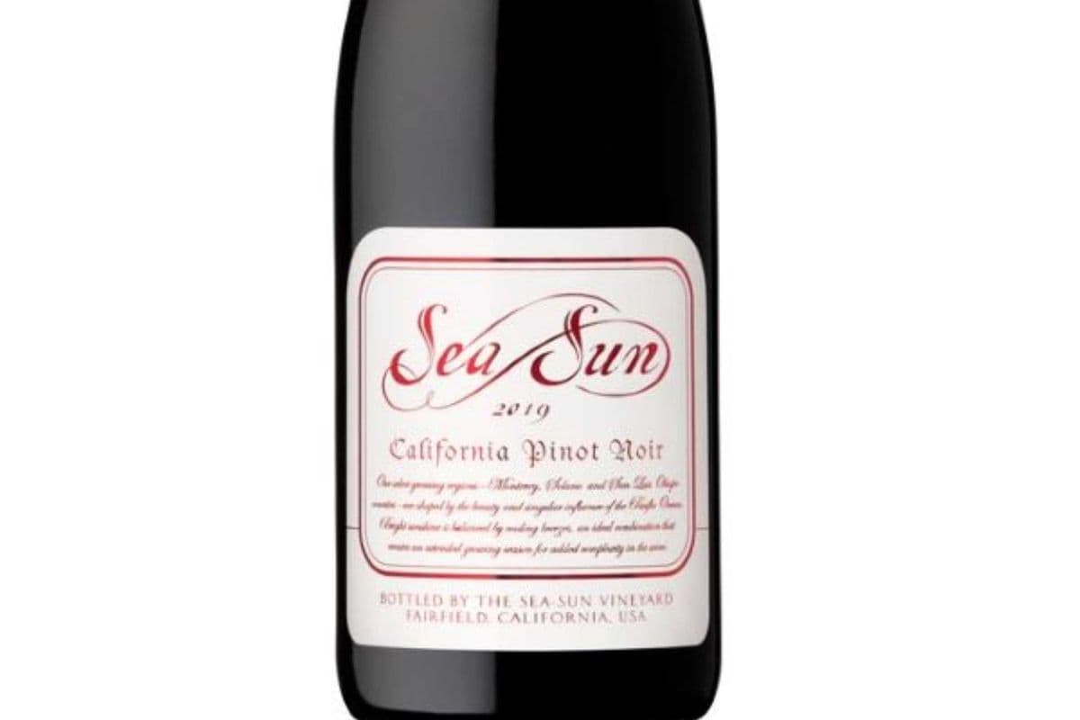 SEA SUN PINOT NOIR (1 x 750ML)