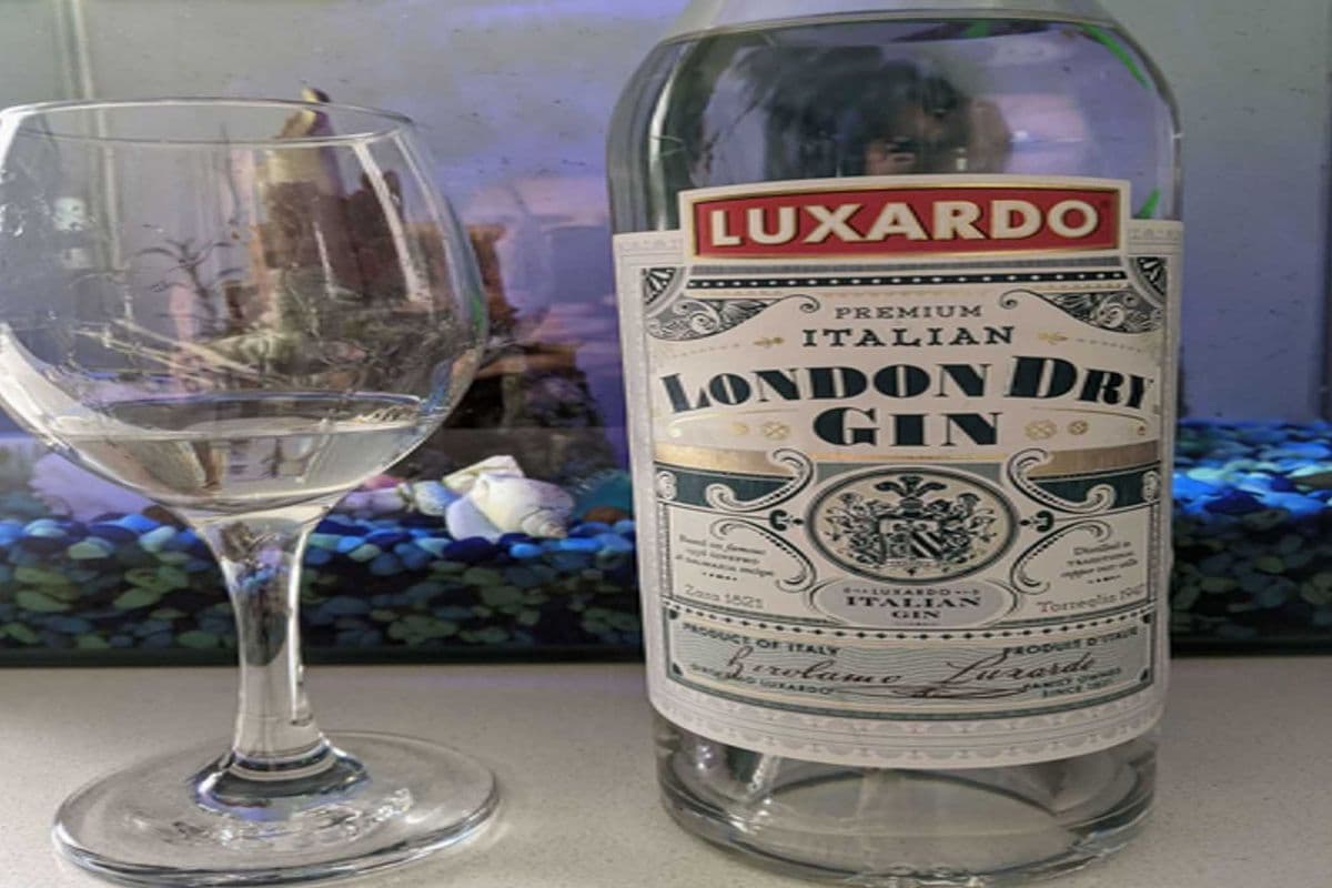 LUXARDO LONDON DRY GIN (1 x 750ML)