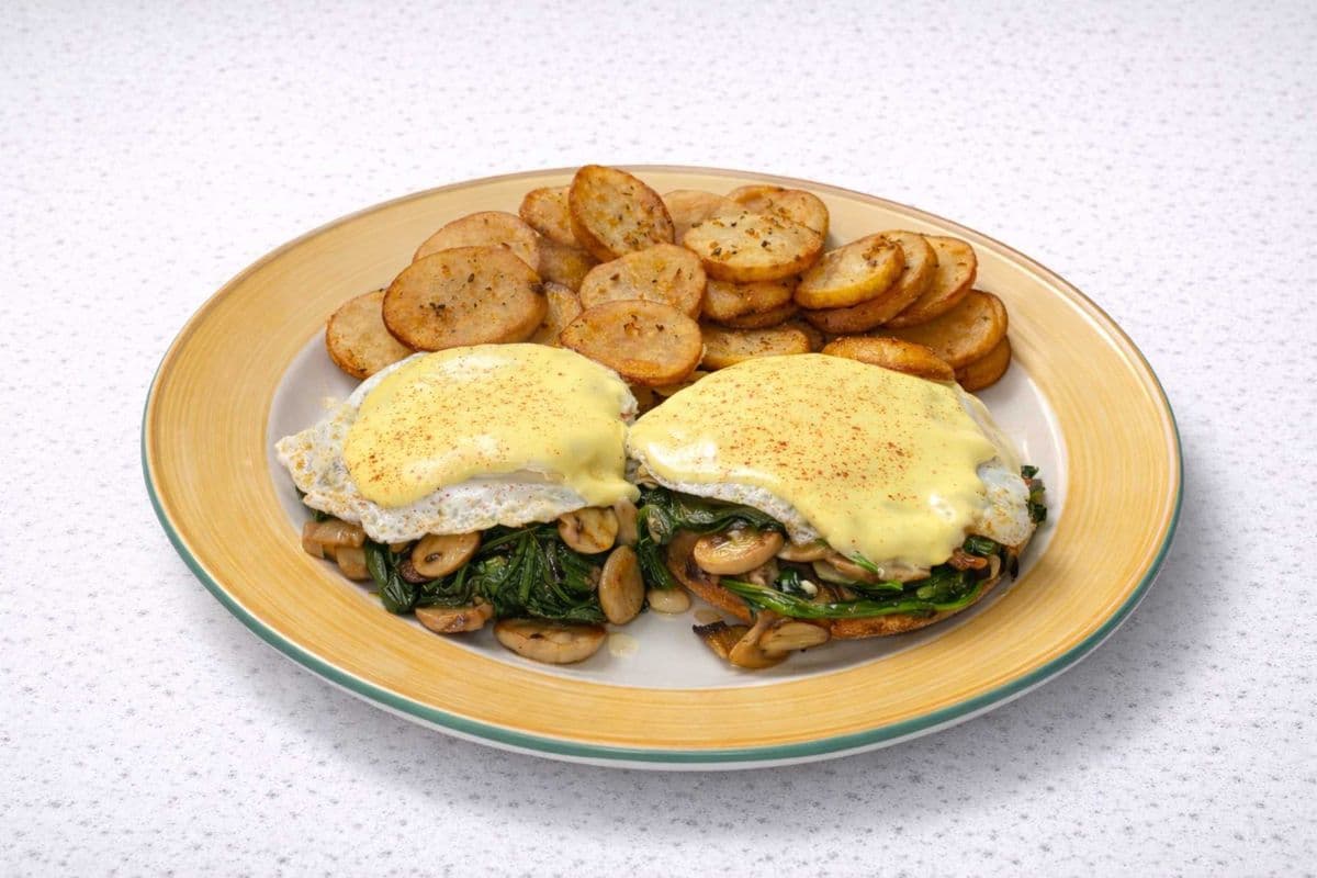 SPINACH & MUSHROOM BENEDICT
