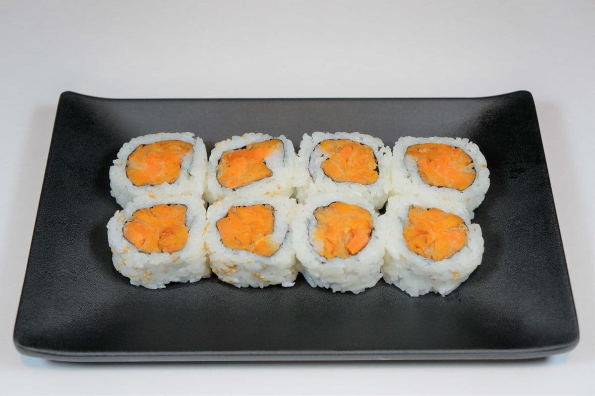 110.Sweet Potato Roll (8pcs)