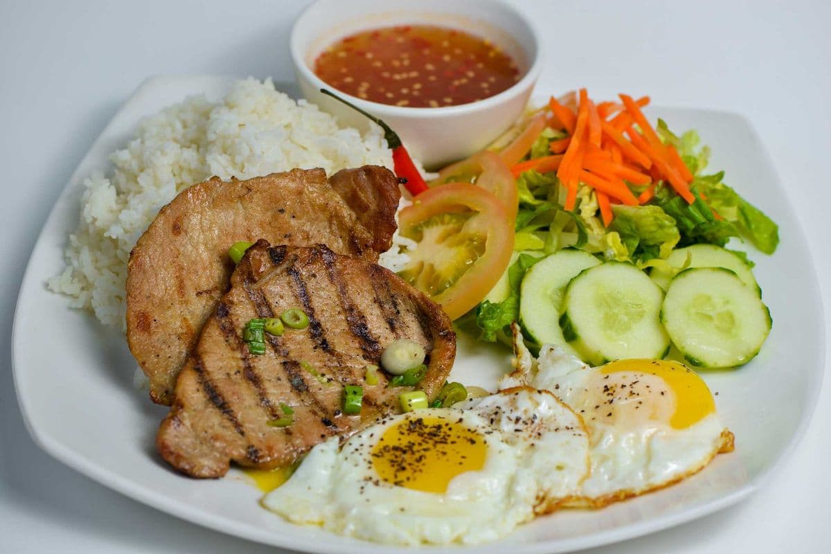C2. Cơm Sườn Nướng, Trúng Chiên - Grilled Pork Chop and Pan Fried Egg