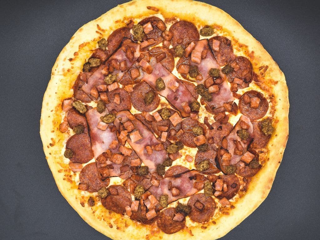 Pizza Fiesta De La Viande (Meat Fiesta)