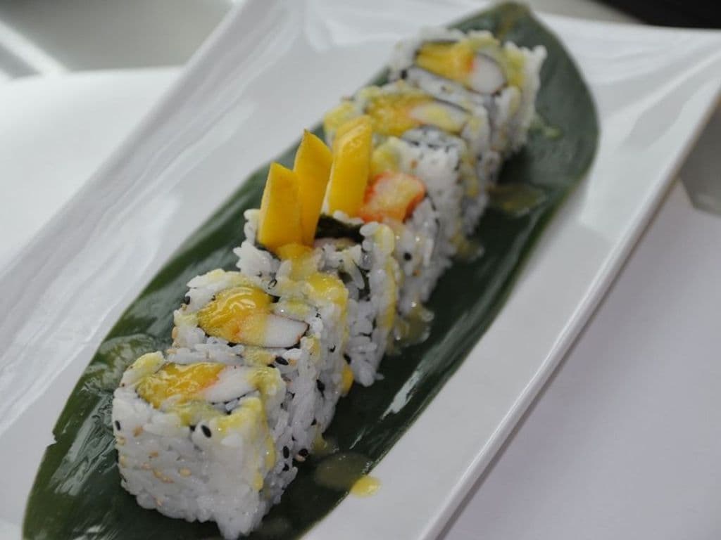 511. Mango Crab Maki(6pc)