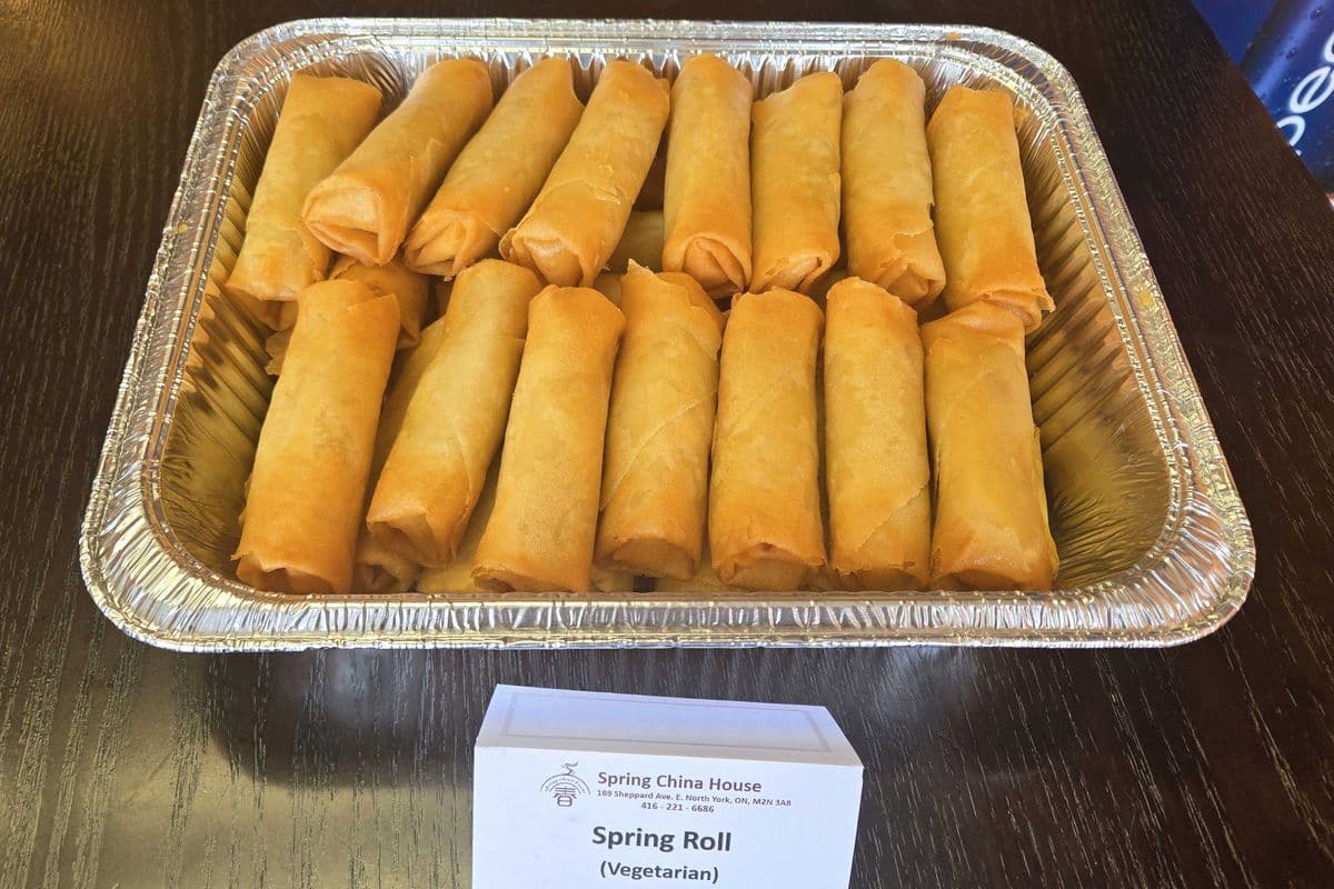 011. Spring Roll (20pcs) (party tray)