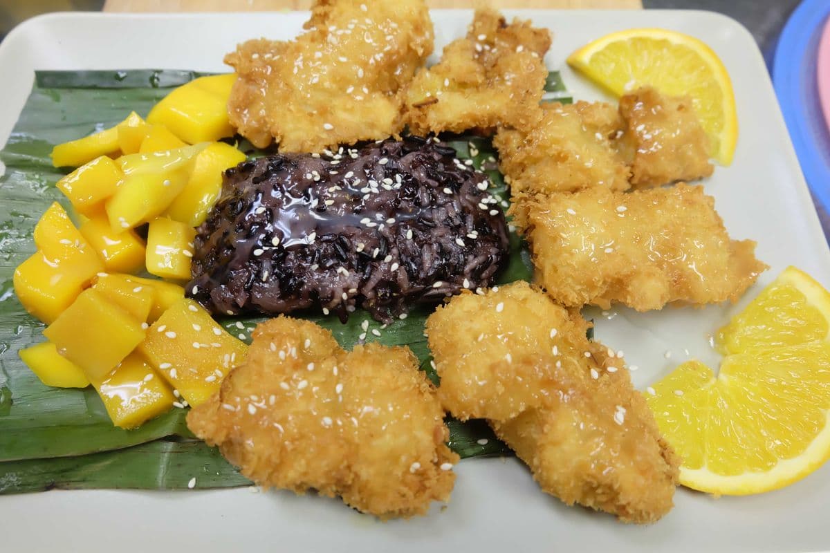 TD3. Thai Villa Dessert Platter