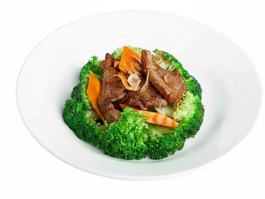Beef with Canadian Broccoli