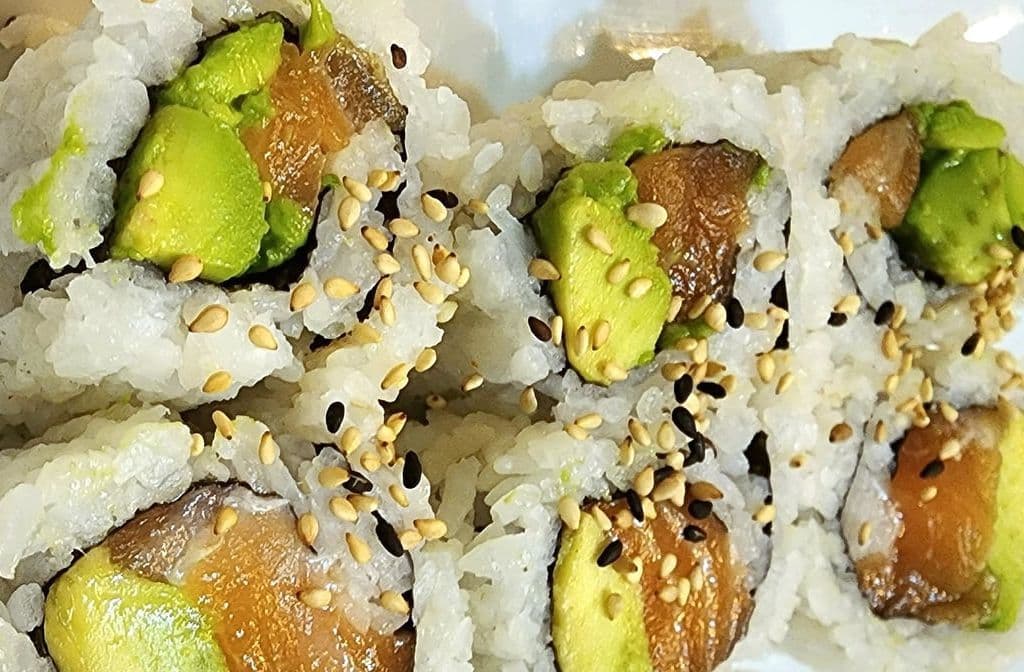 Salmon Roll(6pcs)