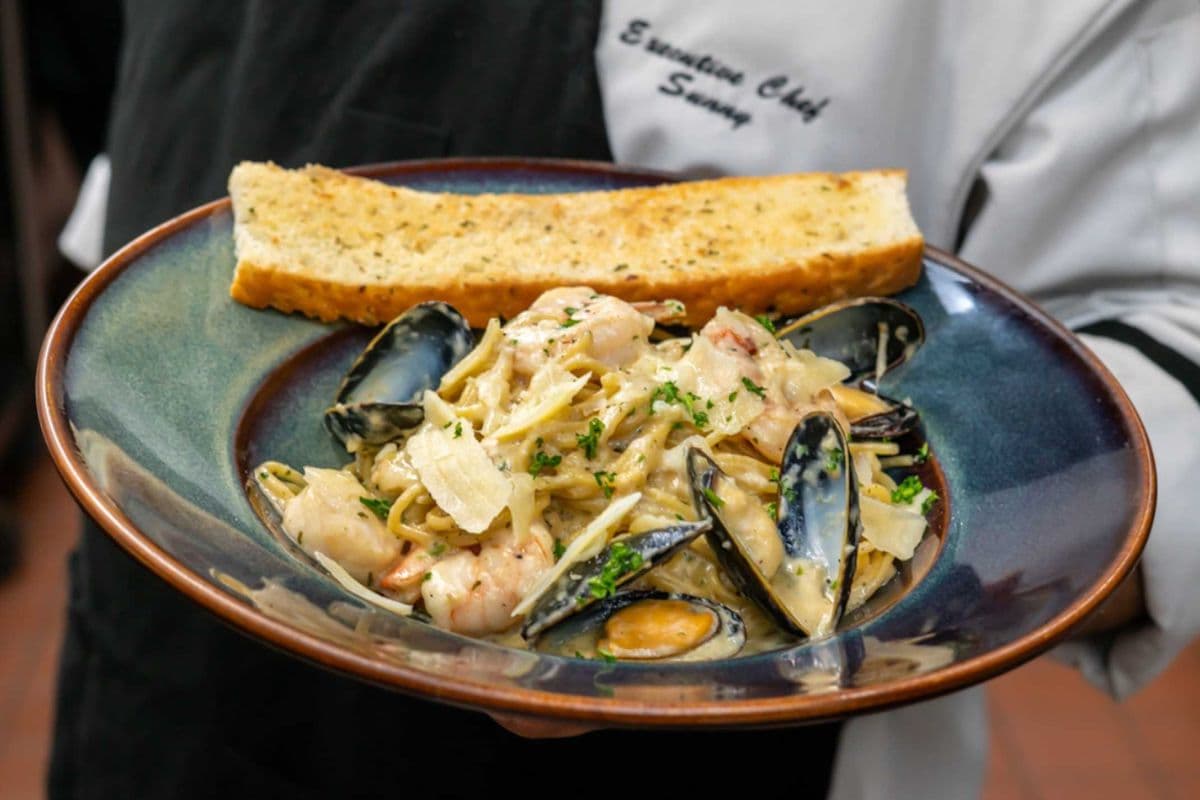 Seafood Alfredo