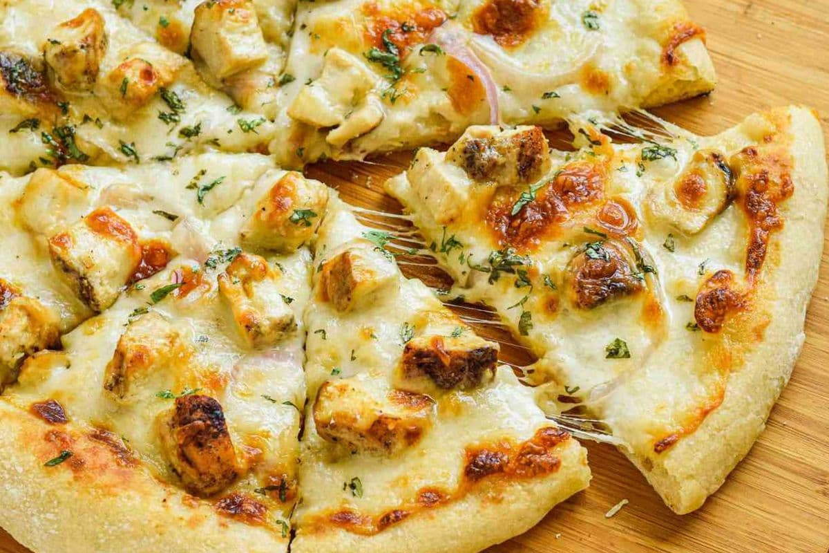 Chicken Alfredo Pizza