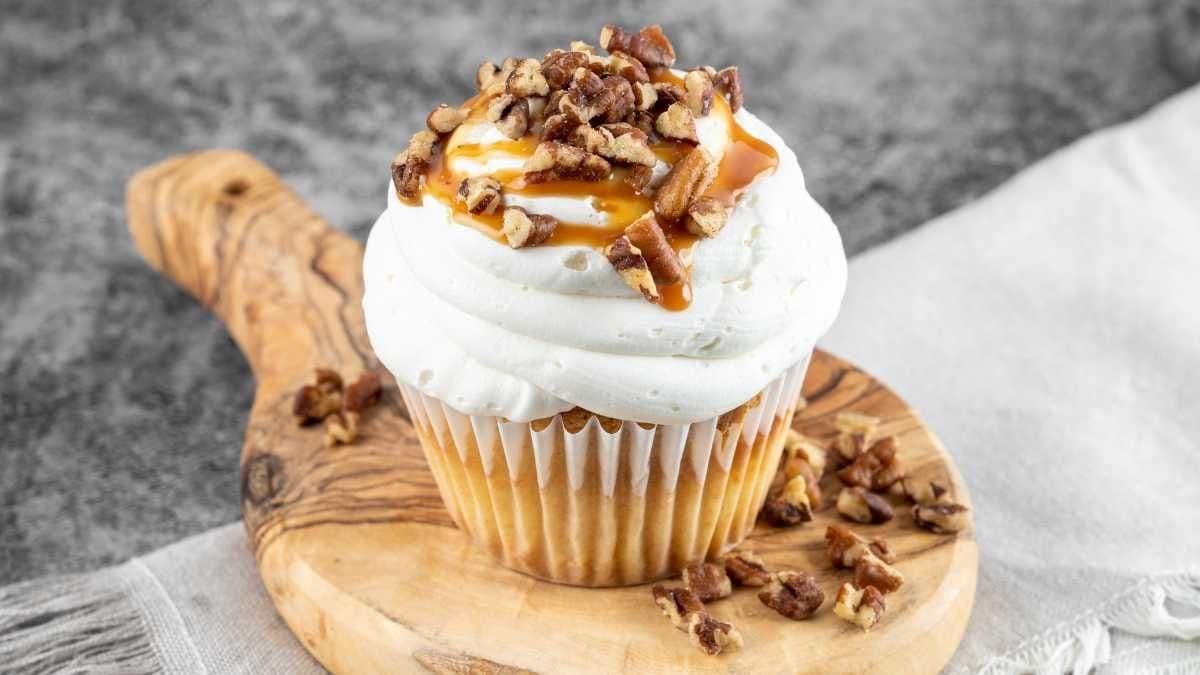 Caramel Pecan Cupcake 6 Pack Cupcakes