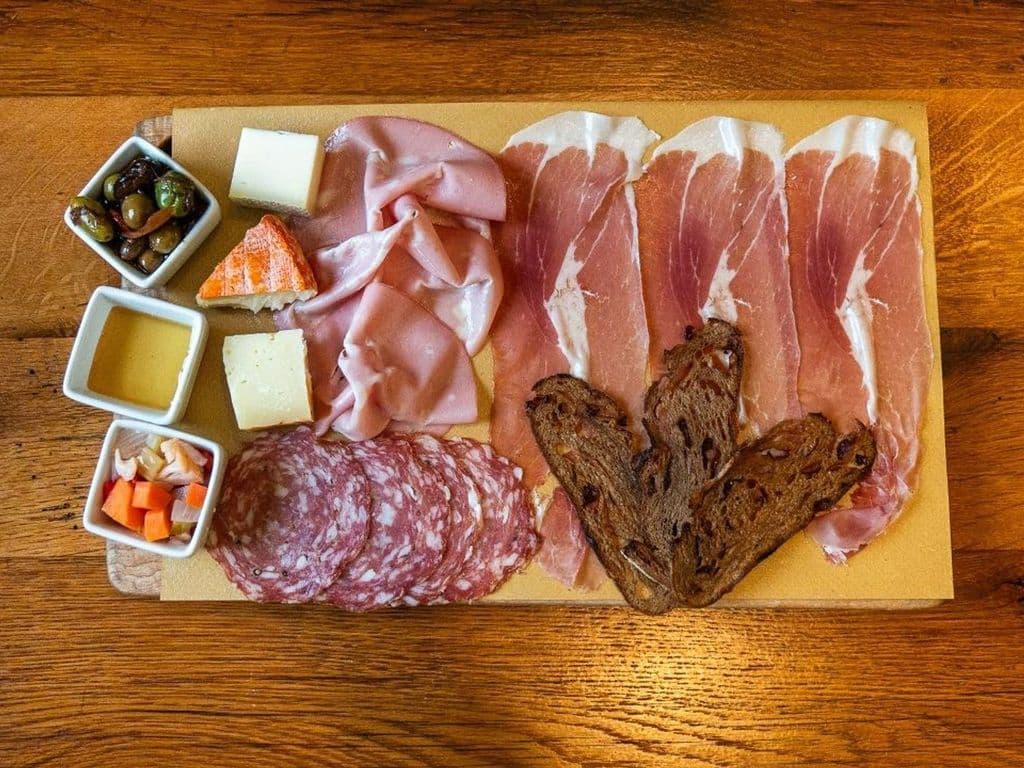 Tagliere Mezzo e Mezzo