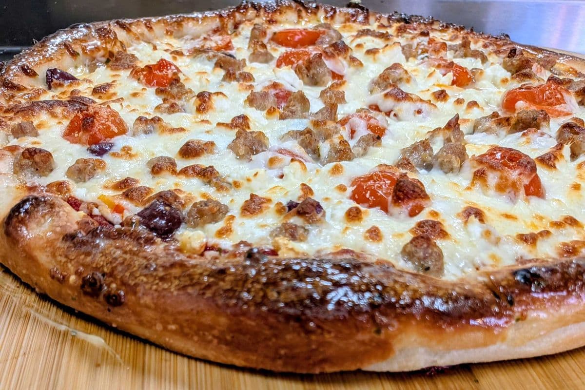 Greek Deep Dish Pizza 14"