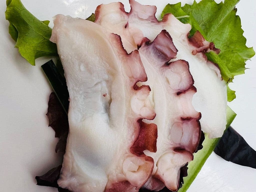 15S TAKO Pieuvre/ Octopus Sashimis (3MCX Sans Riz / Without Rice)