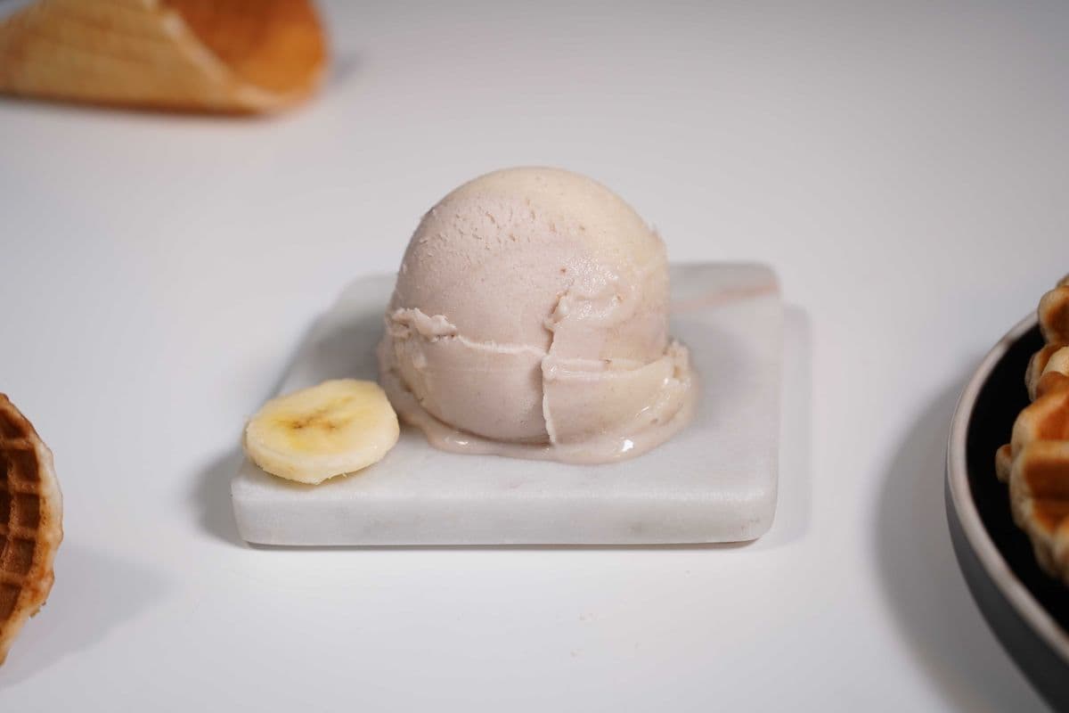 Pot 1060 ml crème glacce - Banane / Bowl 1060 ml ice cream - Banana
