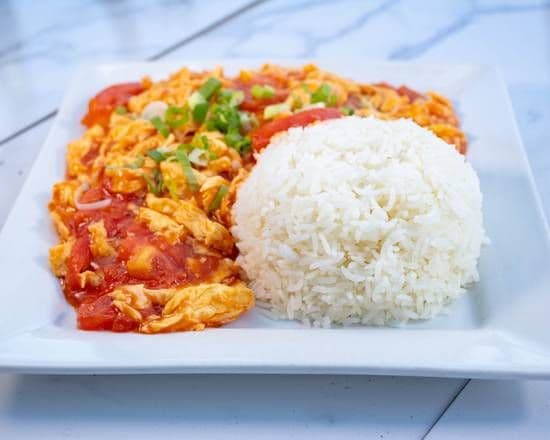 妈妈家的西红柿炒鸡蛋盖饭 Stir Fried Tomatoes and Eggs Rice Bowl