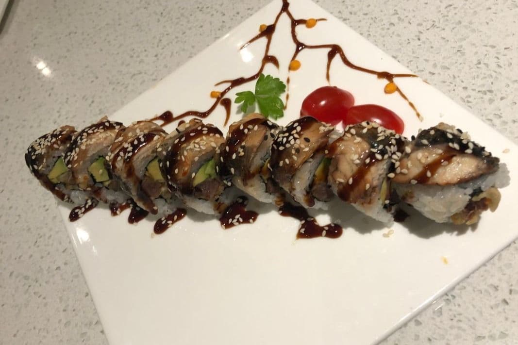 R.Giant Buffalo Roll (8 Pcs)