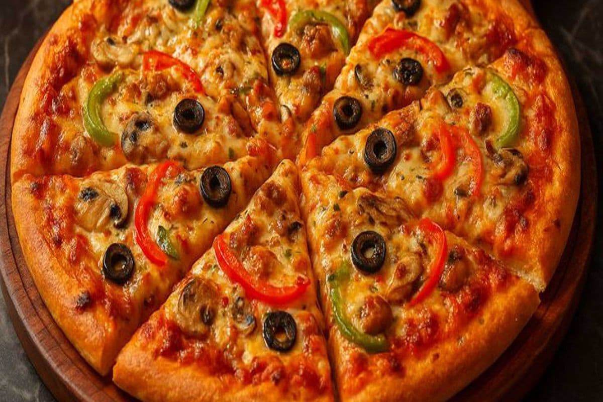 10. 14" Large Vegetarian Pizza