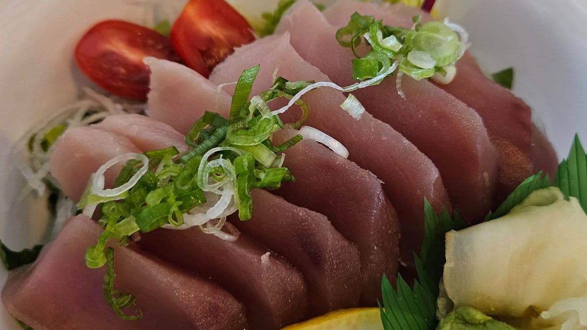 Tuna Sashimi Don