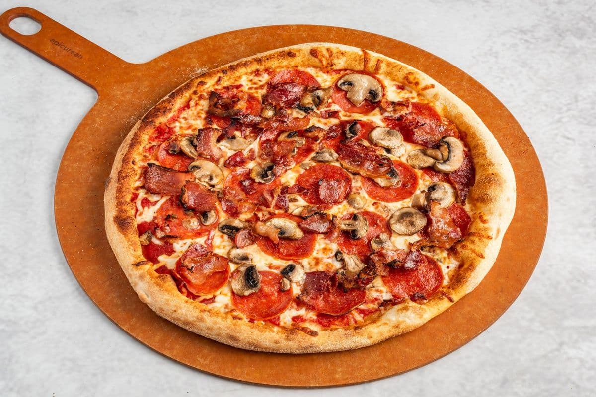 Canadian Pizza