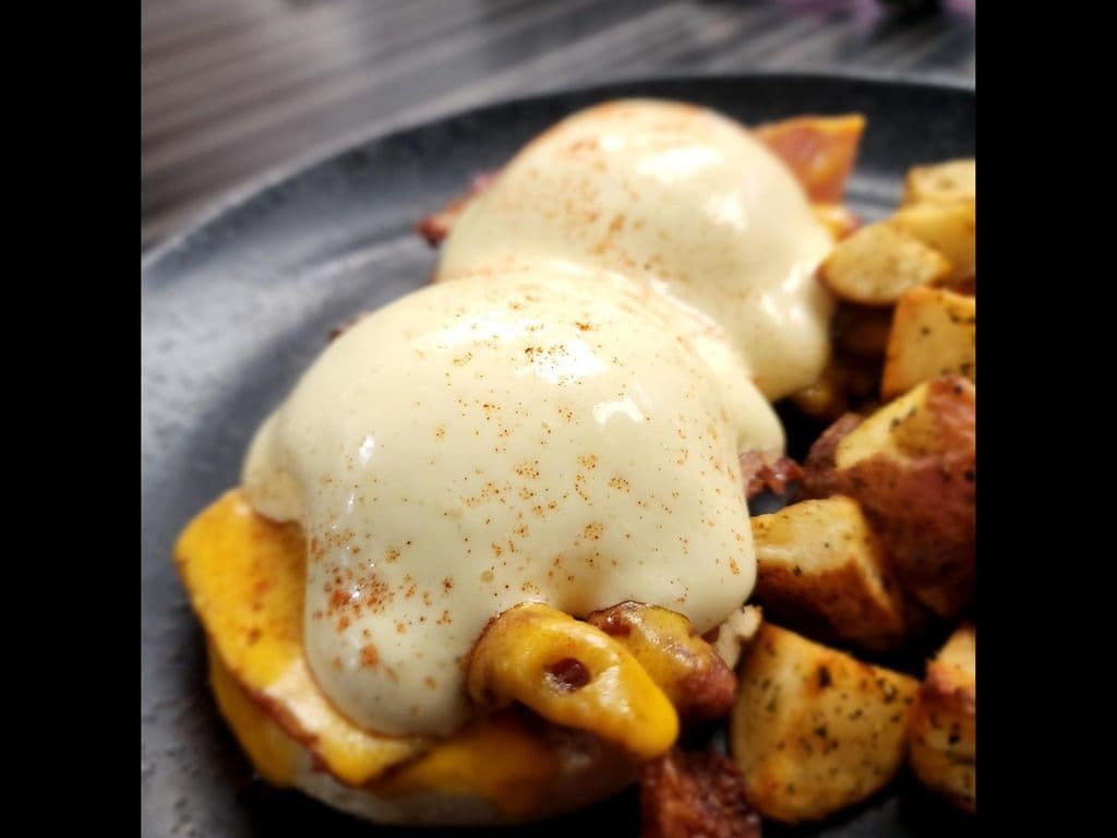 BACON BENNY