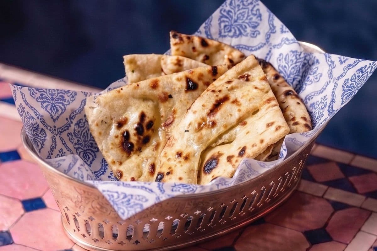 BUTTER NAAN