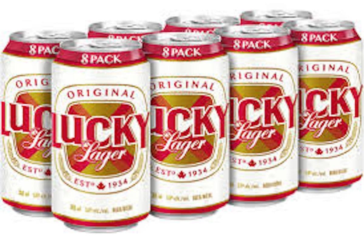 Lucky LAGER 8 CANS (8 x 355 ml Cans)