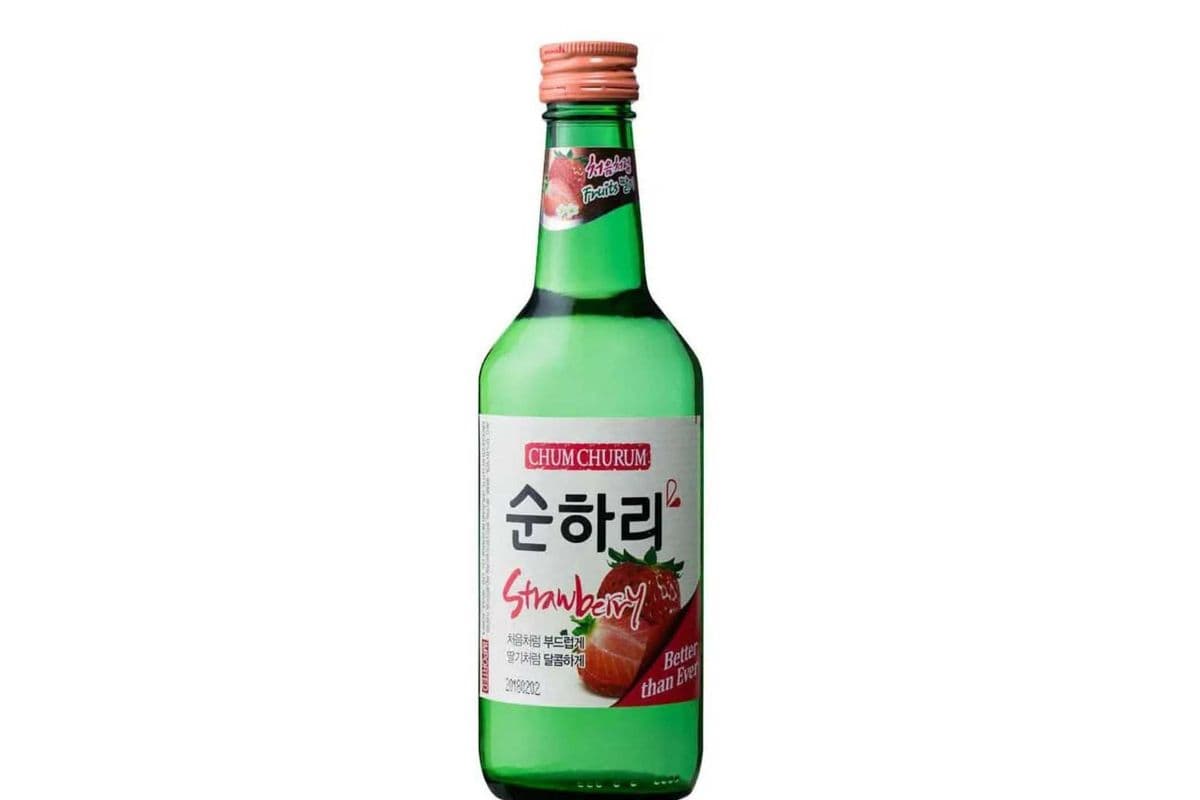 Chum Churum Strawberry Soju (1 x 360ml)
