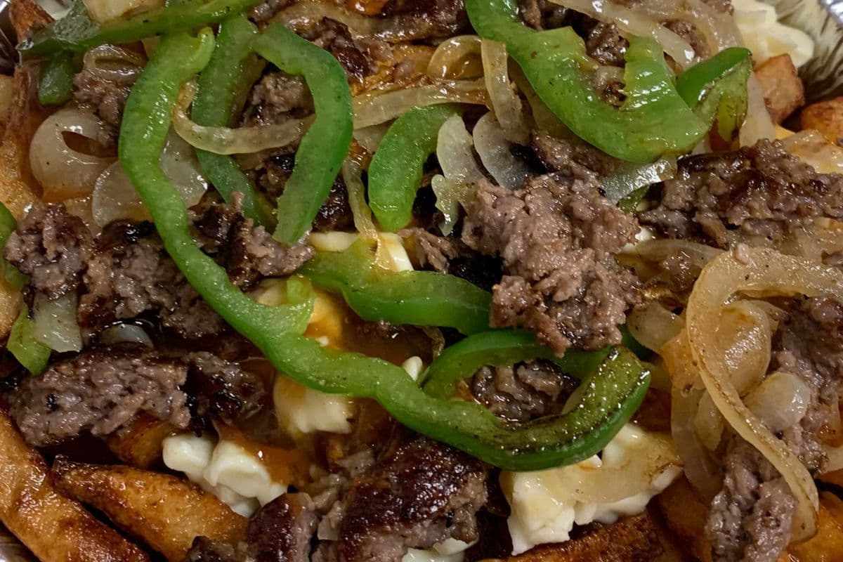 Large Hamburger Poutine